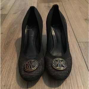 Tory Burch black and gold heels